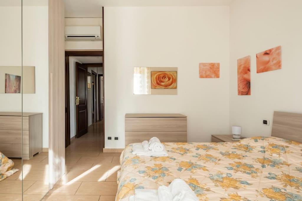 Dimoras Bellissimo Appartamento Centrocitta Olbia Bagian luar foto