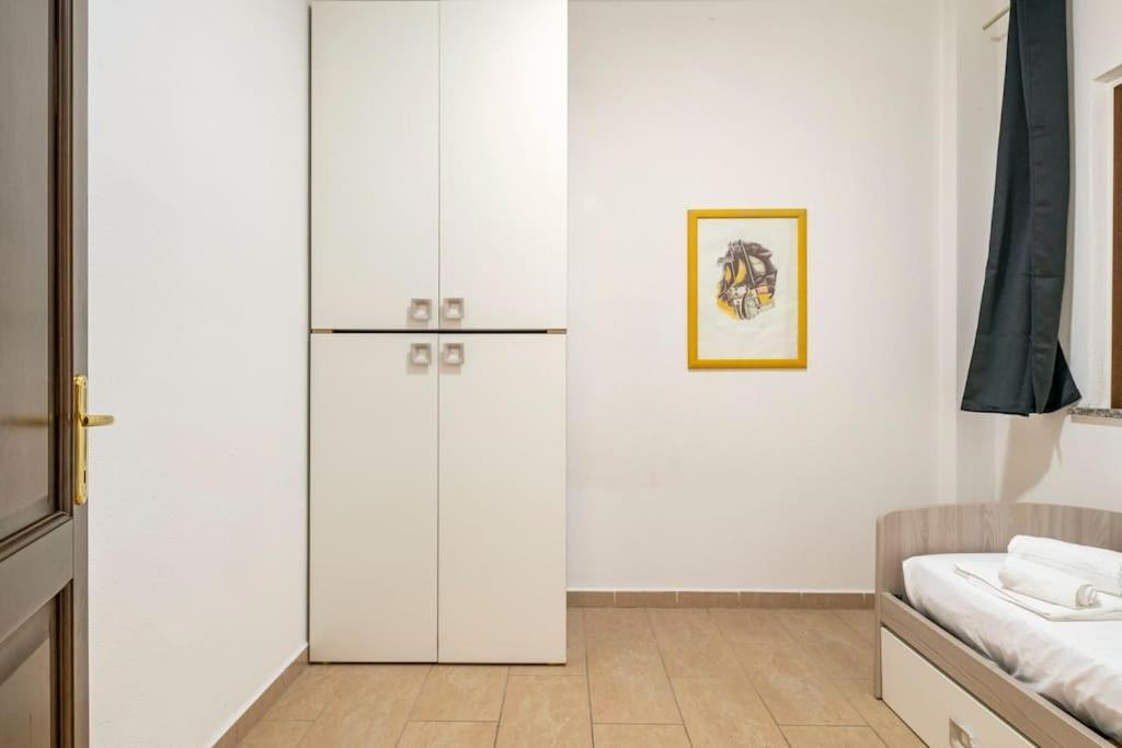 Dimoras Bellissimo Appartamento Centrocitta Olbia Bagian luar foto
